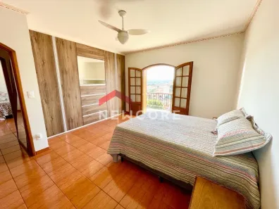 Casa com 4 Quartos à venda, 257m² no Vila Santa Cristina, Bragança Paulista