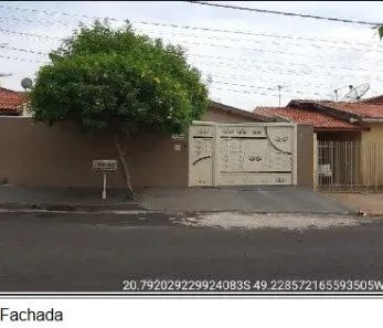 Casa com 3 Quartos à venda, 300m² no CENTRO, Guapiaçu
