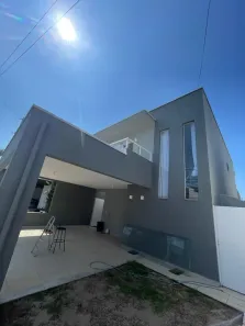 Sobrado com 4 Quartos à venda, 210m² no Piracangaguá, Taubaté
