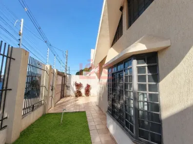 Sobrado com 3 Quartos à venda, 186m² no Chácara Paulista, Maringá