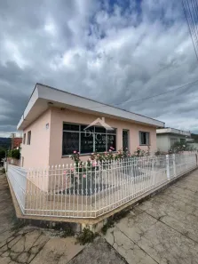 Casa com 4 Quartos para alugar, 205m² no Centro, Atibaia