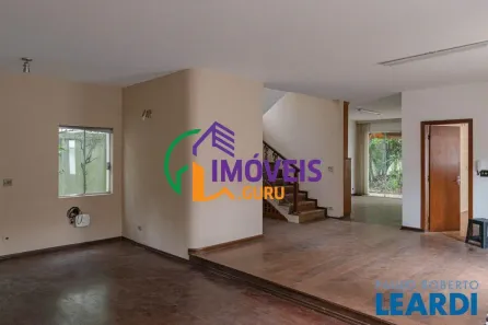 Casa com 4 Quartos à venda, 250m² no Pacaembu, São Paulo