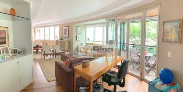 Apartamento com 2 Quartos à venda, 136m² no Jardim Paulista, São Paulo