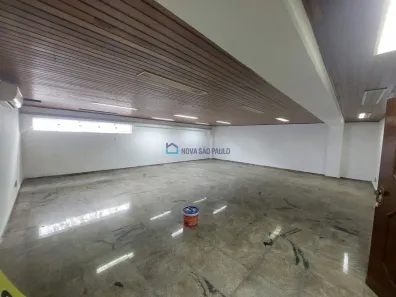 Prédio Comercial para alugar, 700m² no Jardim Everest, São Paulo