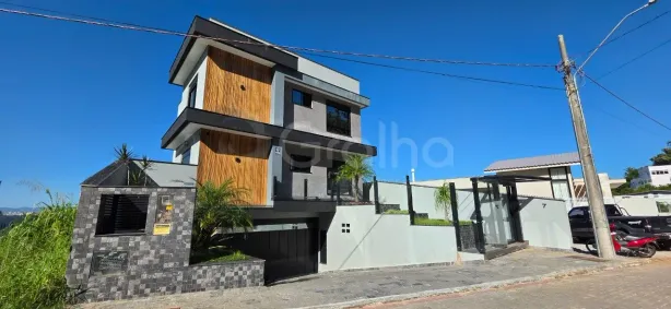 Casa com 6 Quartos à venda, 486m² no Ponta de Baixo, São José
