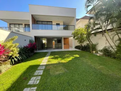 Casa de Condomínio com 5 Quartos à venda, 300m² no Barra da Tijuca, Rio de Janeiro
