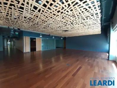 Sala Comercial para alugar, 1893m² no Lapa de Baixo, São Paulo