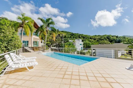 Lote/Terreno à venda, 764m² no Córrego Grande, Florianópolis