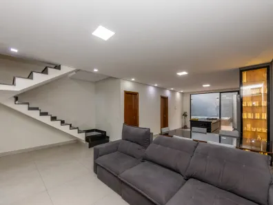 Sobrado com 3 Quartos à venda, 128m² no Laranjeiras, Caieiras