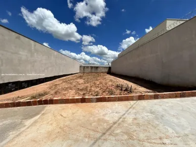 Lote/Terreno à venda, 220m² no Jardim Itacaré, Presidente Prudente