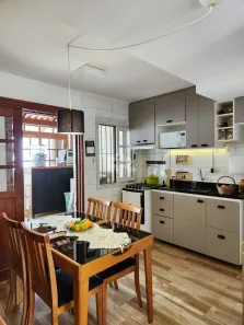 Casa com 2 Quartos à venda, 80m² no Hípica, Porto Alegre