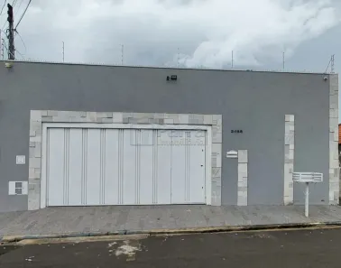 Casa com 3 Quartos para alugar, 300m² no Vila Santa Cruz, Franca