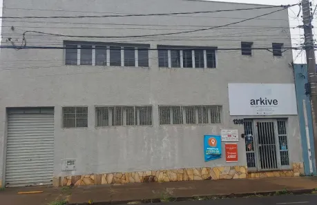 Galpão/Depósito/Armazém para alugar, 360m² no Vila Industrial, Franca