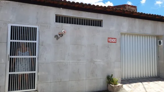 Casa com 3 Quartos à venda, 200m² no Prefeito José Walter, Fortaleza