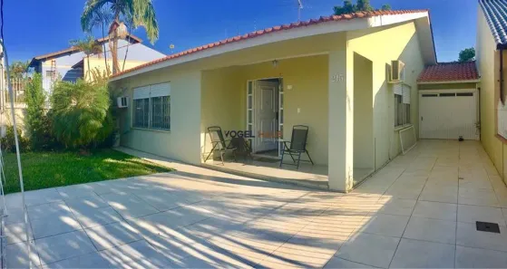 Casa de Condomínio com 4 Quartos à venda, 250m² no Igara, Canoas