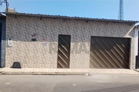 Casa com 3 Quartos à venda, 180m² no Gilberto Mestrinho, Manaus