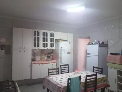 Casa com 3 Quartos à venda, 196m² no Parque Residencial Jaguari, Americana