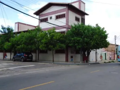 Apartamento com 2 Quartos para alugar, 52m² no Dom Lustosa, Fortaleza