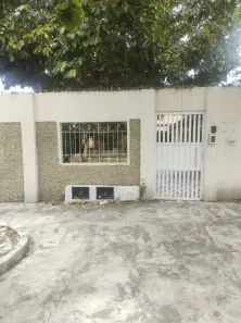 Casa com 4 Quartos para venda ou aluguel, 200m² no Stella Maris, Salvador