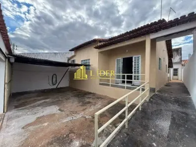 Casa com 4 Quartos à venda, 120m² no Laranjeiras, Uberlândia