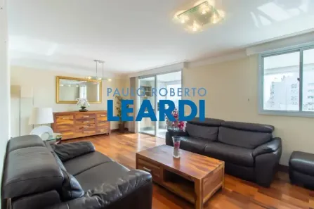 Apartamento com 4 Quartos à venda, 143m² no Moema, São Paulo