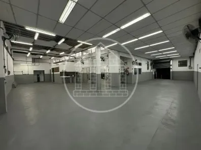 Galpão/Depósito/Armazém para alugar, 550m² no Terceira Divisão de Interlagos, São Paulo