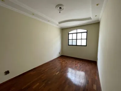 Apartamento com 3 Quartos para alugar, 80m² no Caiçaras, Belo Horizonte