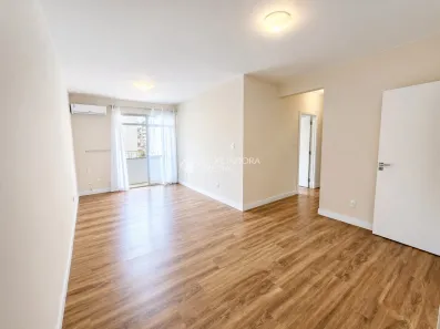 Apartamento com 3 Quartos para alugar, 107m² no Centro, Florianópolis