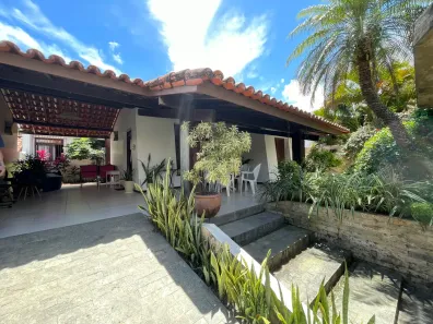 Casa com 6 Quartos à venda, 370m² no Pituba, Salvador