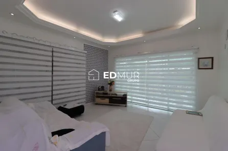 Sobrado com 2 Quartos à venda, 250m² no Vila Valparaíso, Santo André