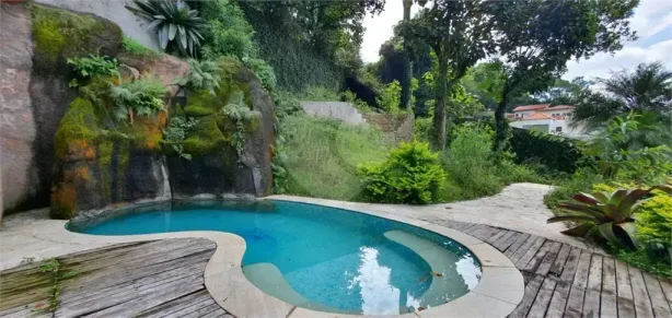 Sobrado com 5 Quartos para alugar, 750m² no Tucuruvi, São Paulo
