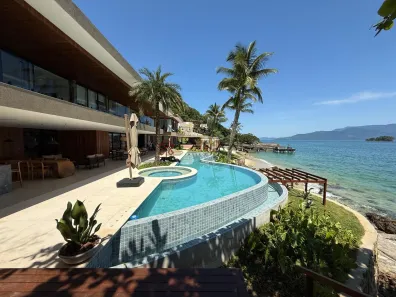 Casa de Condomínio com 6 Quartos à venda, 1300m² no Mombaça, Angra dos Reis