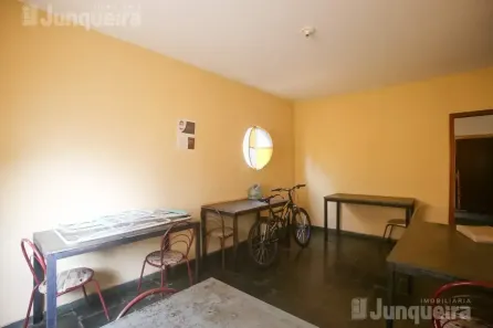 Casa com 10 Quartos à venda, 228m² no Dois Córregos, Piracicaba