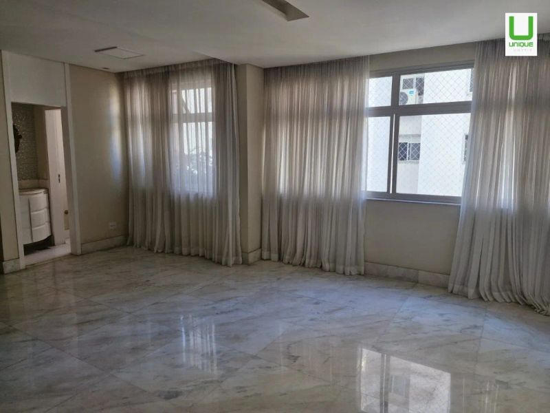 Apartamento com 4 quartos — Lourdes, Belo Horizonte
