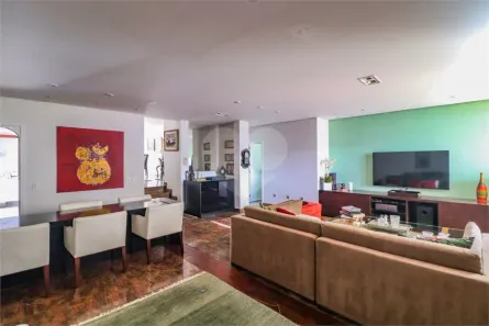 Casa de Condomínio com 4 Quartos à venda, 438m² no Butantã, São Paulo