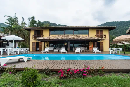 Casa com 8 Quartos à venda, 532m² no Praia da Fortaleza, Ubatuba