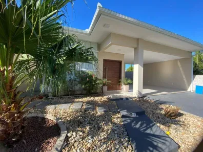 Casa com 3 Quartos à venda, 360m² no Pedra Branca, Palhoça