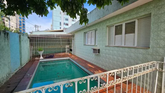 Casa com 3 Quartos à venda, 241m² no Setor Aeroporto, Goiânia