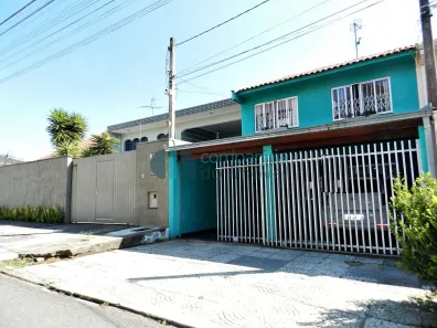 Sobrado com 3 Quartos à venda, 139m² no Centro, Pinhais