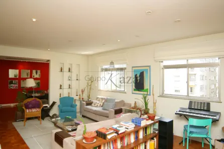 Apartamento com 3 Quartos à venda, 157m² no Cerqueira César, São Paulo