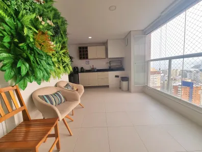 Apartamento com 3 Quartos à venda, 123m² no Gonzaga, Santos