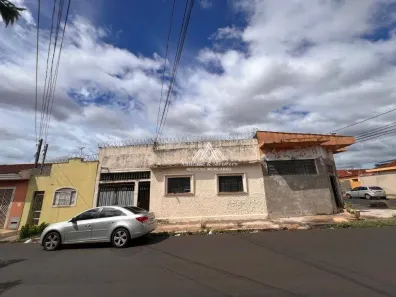 Casa com 3 Quartos à venda, 10756m² no Vila Tibério, Ribeirão Preto