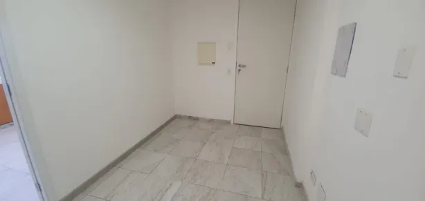 Sala Comercial para alugar, 30m² no Liberdade, São Paulo