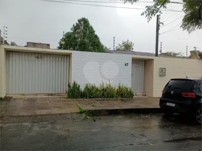 Casa com 3 Quartos para venda ou aluguel, 456m² no Jardim Petrópolis, Maceió