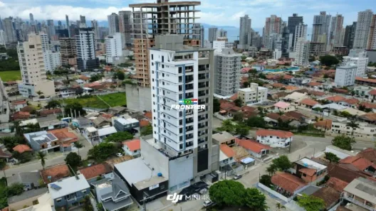 Apartamento com 2 Quartos à venda, 80m² no Balneário Perequê, Porto Belo