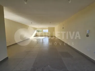 Sala Comercial para alugar, 100m² no Santa Rosa, Uberlândia