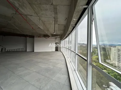 Sala Comercial para alugar, 220m² no Green Valley Alphaville, Barueri