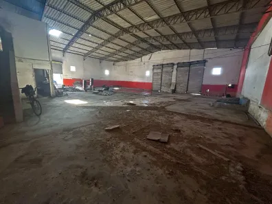 Galpão/Depósito/Armazém para alugar, 655m² no Tupiry, Praia Grande