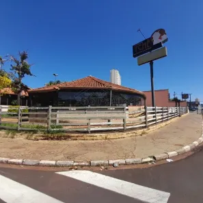 Prédio Comercial para alugar, 809m² no Jardim Nova América, Araraquara