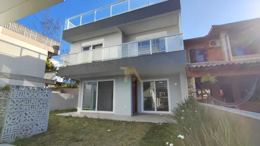 Sobrado com 3 Quartos à venda, 161m² no Morrinhos, Garopaba